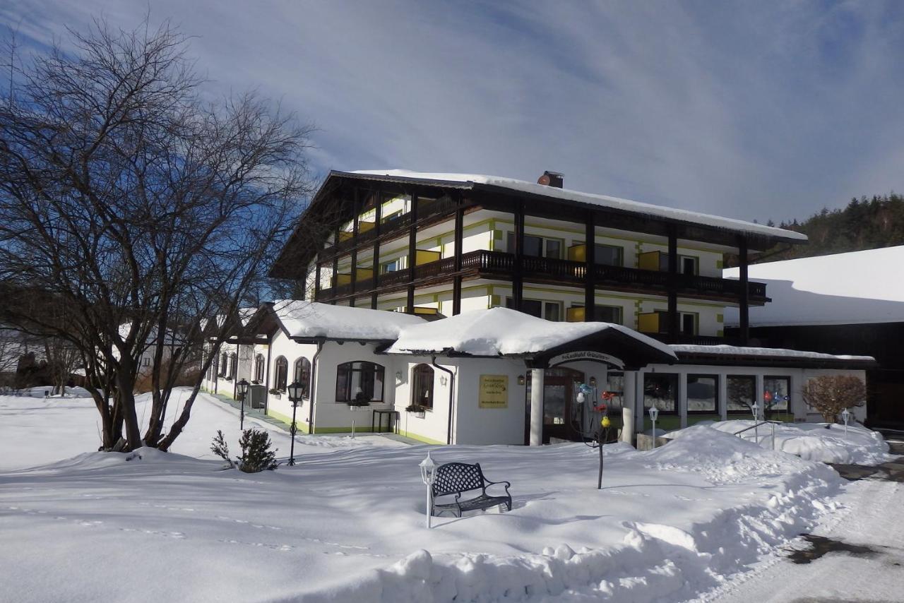 Landhotel Gruenwies -Bonsai-Wellness Garni (Adults Only) โลห์แบร์ก ภายนอก รูปภาพ
