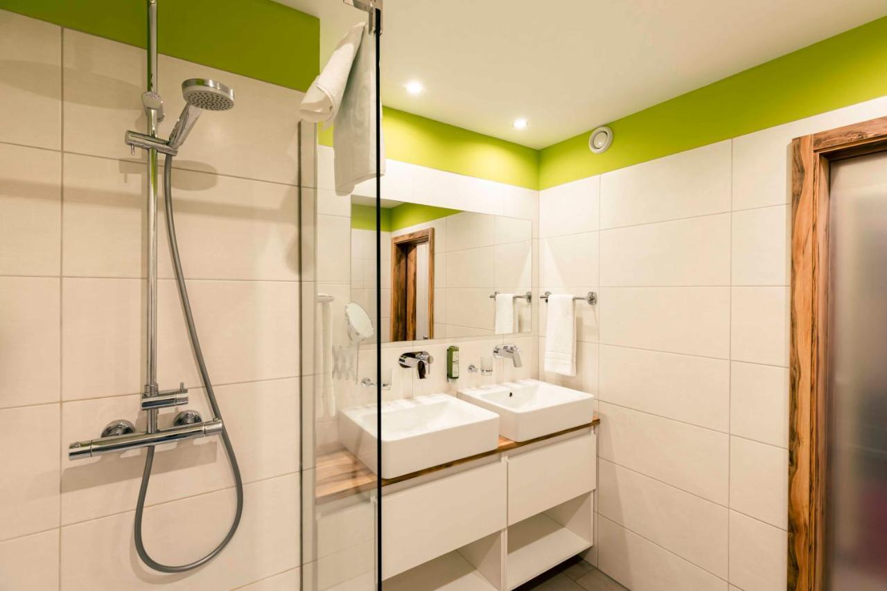 Landhotel Gruenwies -Bonsai-Wellness Garni (Adults Only) โลห์แบร์ก ภายนอก รูปภาพ